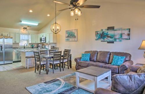 Branson West Apartment | Walk-In Branson West Condo with Balcony, Pool Access