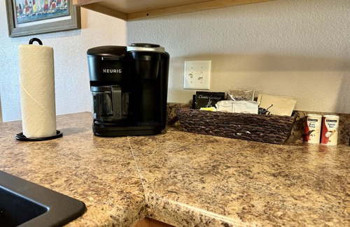 Hollister Condo | Walk-in Condo A-4 with Overlooking Deck by RedAwning