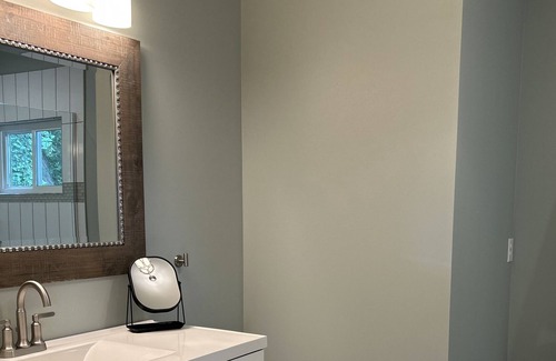 Germantown House | Walk to Bardstown in the Original Highlands - Clean and updated home