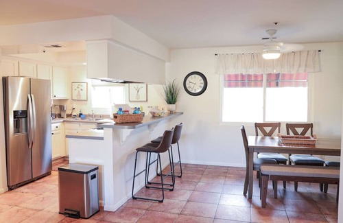 San Clemente Condo | Walk to Beach! - Gorgeous San Clemente Cottage