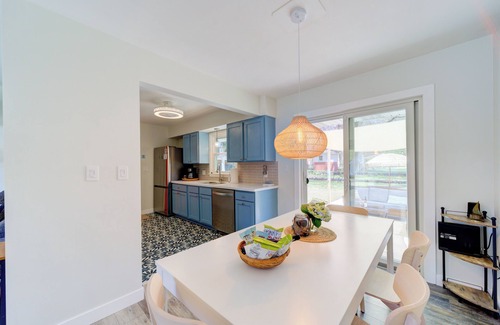 Beachwood-Bluffton House | Walk to Beach, Tiki Bar, King Beds, Sleeps 6