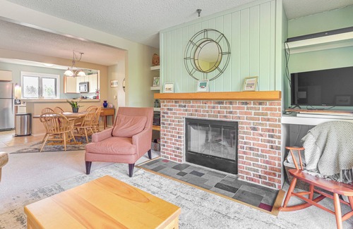 Bolton Valley Condo | Walk to Bolton Valley Resort: Condo w/Mtn Views!