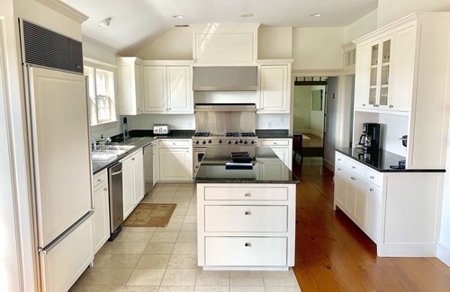 Nantucket House | Walk to Cisco Beach! Private Pool!