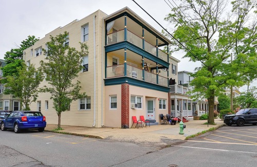 Ocean Grove Apartment | Walk to Downtown & Beach: Ocean Grove Apartment!