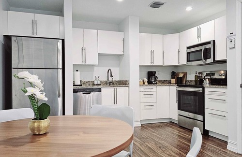 Palm Beach - West Palm Beach Apartment | Walk to Everything From The Lofts Suite 508