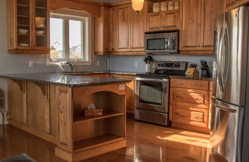 Queens Square Condo | Walk to Fine Restaurants & Confederation Centre of The Arts.