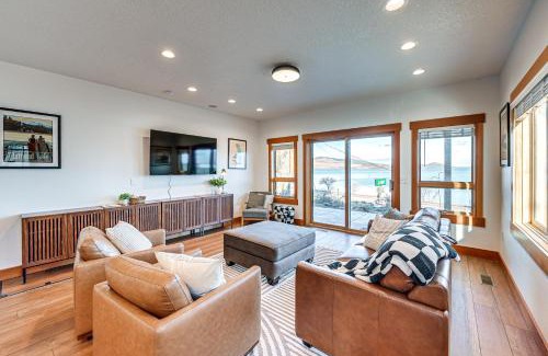 Polson House | Walk to Flathead Lake Polson Home with Balcony