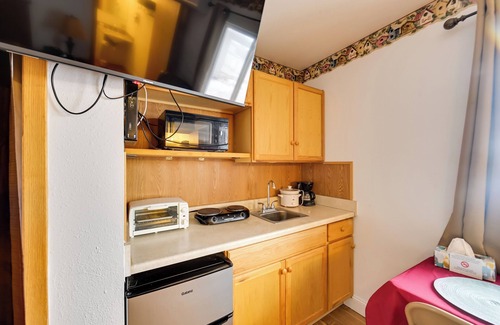Malta Apartment | Walk to Golf Course: Cozy Malta Studio!