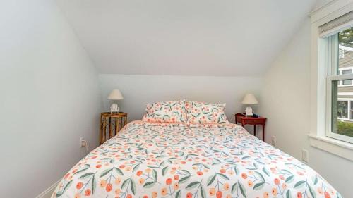 Gloucester House | Walk To Good Harbor OCEAN VIEWS Open All Year