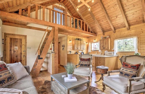 Grand Lake House | Walk to Grand Lake Historic Dtwn Cabin!