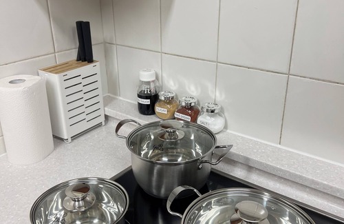 Suyeong-Gu Apartment | Walk to Gwangalli Beach/Cozy 4BR Stay for 9