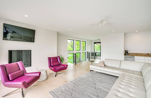 Benton Harbor House | Walk to Lake Michigan: Luxe Home in Benton Harbor!
