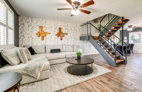 Casa Granada Townhouses House | Walk to Old Town and Giants Stadium! Unit with Pool