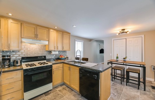 Canandaigua House | Walk to Parks & Dining: Cozy Canandaigua Home!