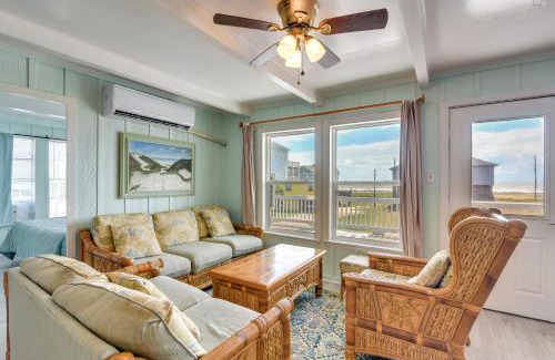 Surfside Beach House | Walk to Shore Freeport Beach House with Grill!