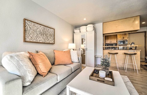 Truckee Apartment | Walk to Ski Resort: Tahoe Donner Studio w/Balcony