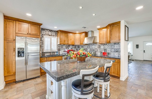 La Buena Vida House | Walk to State Farm Stadium: Spacious Home w/Patio