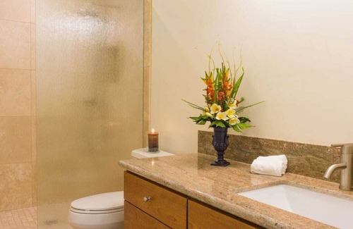 Princeville Condo | *Walk to the Beach and Westin!* | Sleeps 6