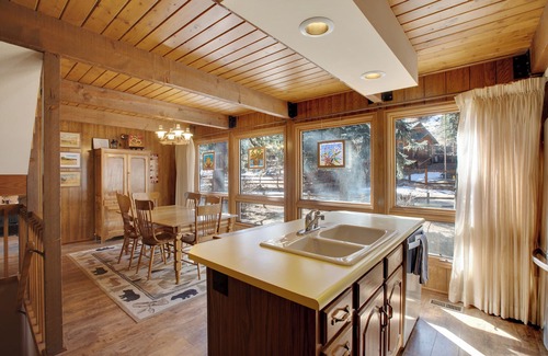 Green Mountain Falls House | Walk to Town, Wade in the Creek