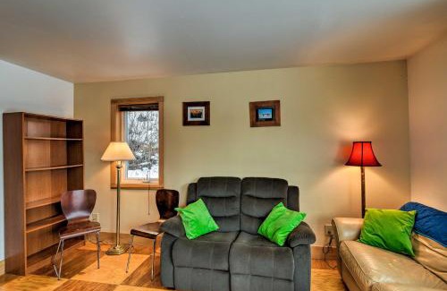 South Addition Apartment | Walk to Town and Coast Anchorage Condo with Fireplace