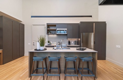 Fairmount Apartment | Walkable Loft Near Shops & Eats in Fort Worth