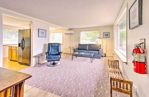 Sitka House | Walkable Sitka Getaway w/Community Perks!