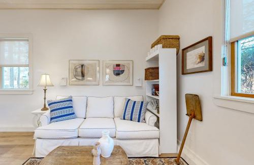 Camden House | Walker Cottage