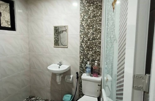 Puerto Princesa City Centre House | "Walking distance from the Beach Perfect for Couples/Families”Complete Amenities