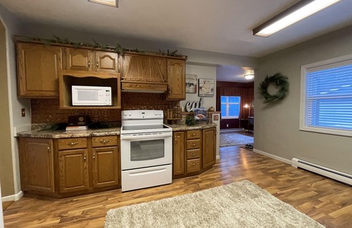 Deadwood House | Walking distance to Downtown Historic Main Street and Outlaw Square