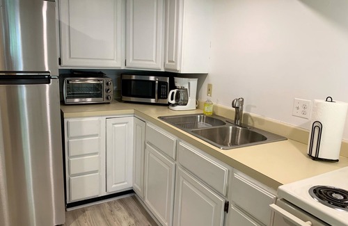 Ogunquit Apartment | Walking distance to Ogunquit Beach, Ogunquit Dining, Shopping & Marginal Way!