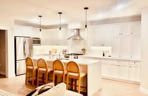 Notre Dame Condo | Walking Distance to ND Campus! Rooftop Views! Luxury!