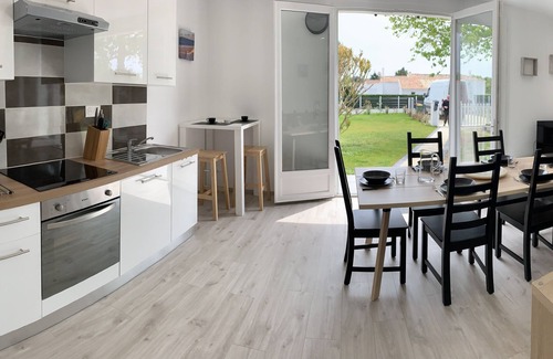Saint-Georges-d'Oleron House | Walking distance to the beach 100 meters 5-person villa