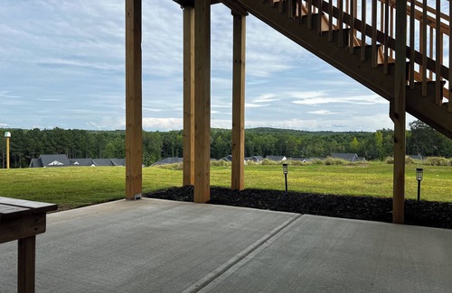 Central House | Walkout Basement Retreat