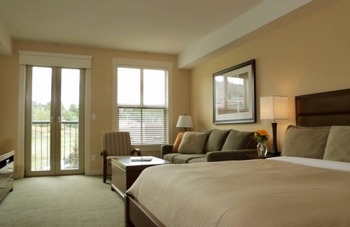 Okanagan-Similkameen Hotel | Walnut Beach Resort