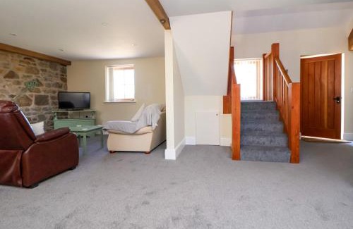 Flintshire House | Walnut Cottage