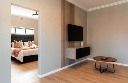 Port Elizabeth Apartment | Walton Cottages of Mill Park, Port Elizabeth