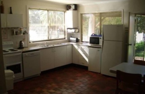 Wamberal Resort | Wamberal Cottage Close to Terrigal