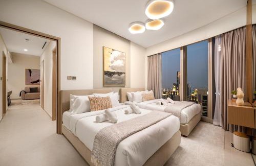 Downtown Dubai Apartment | Wanderhaus- Elegant 2BR Apartment Downtown Dubai