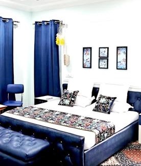 Srinagar House | Waneposh