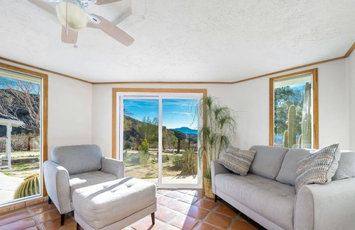 Morongo Valley House | Warm and inviting Rancho Morongo 2-story Gem