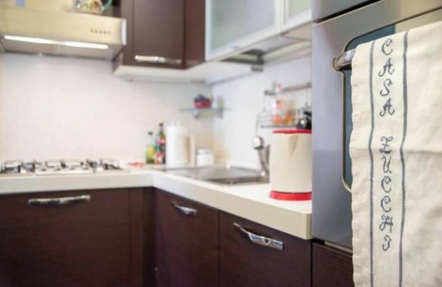 San Marco Apartment | Warm and Inviting Canal-Side Retreat in San Marco, Venice