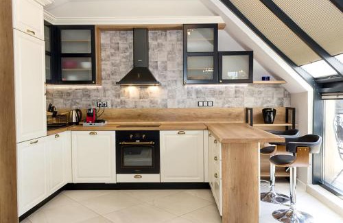 Varna Apartment | Warm&Comfy 3BD Apartment in Varna Center by Flat Mаnаger