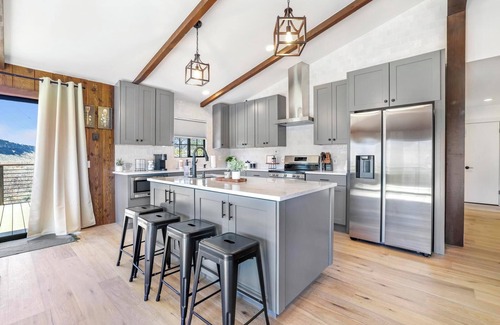 Twin Falls House | Warm Creek Bungalow, RIVER VIEWS