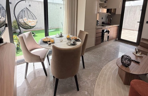 RACINE EXTENSION Apartment | Warm Wood & Design - Triangle d'Or - CBA