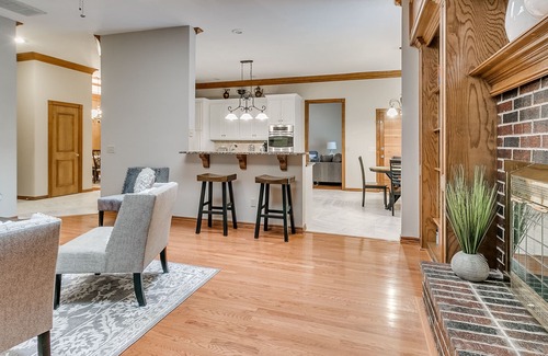 Oklahoma City House | WARWICK POOL AND SPA HEATED POOL OPEN ALL YEAR LONG