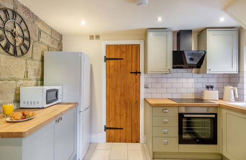 Beeley House | Wash House Cottage - One Bedroom House, Sleeps 2