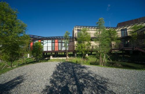 Dongshan House | Watch House