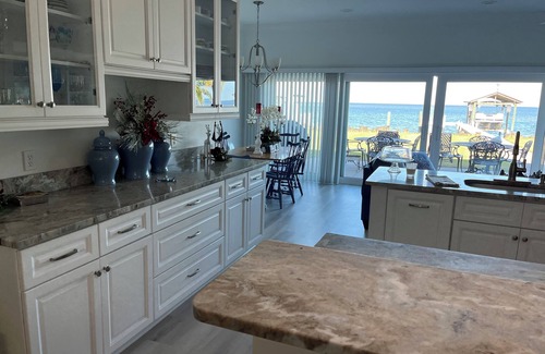 Ruskin House | Watch sunsets and fish from your own private home and dock on Tampa Bay,