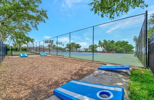 Ruskin Apartment | Watch the dolphins! Large balcony Suite and heated pool!
