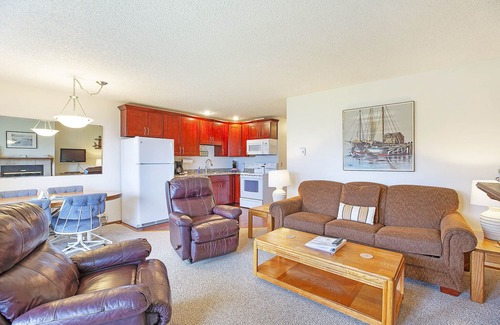 Moclips Condo | Watch the Sunset over the Pacific Ocean
